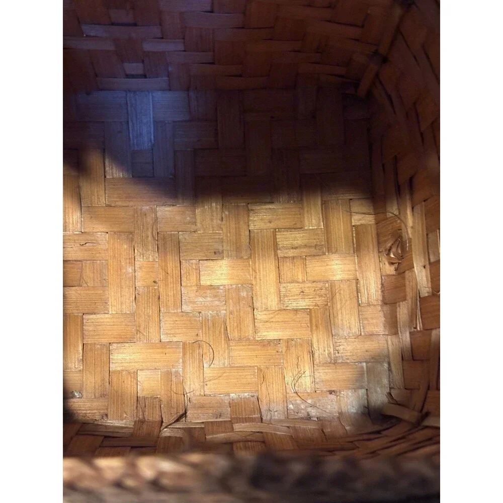 Vtg Bamboo Rattan Handmade Rice Basket With Ball Bead Cording Chinese Japan lid